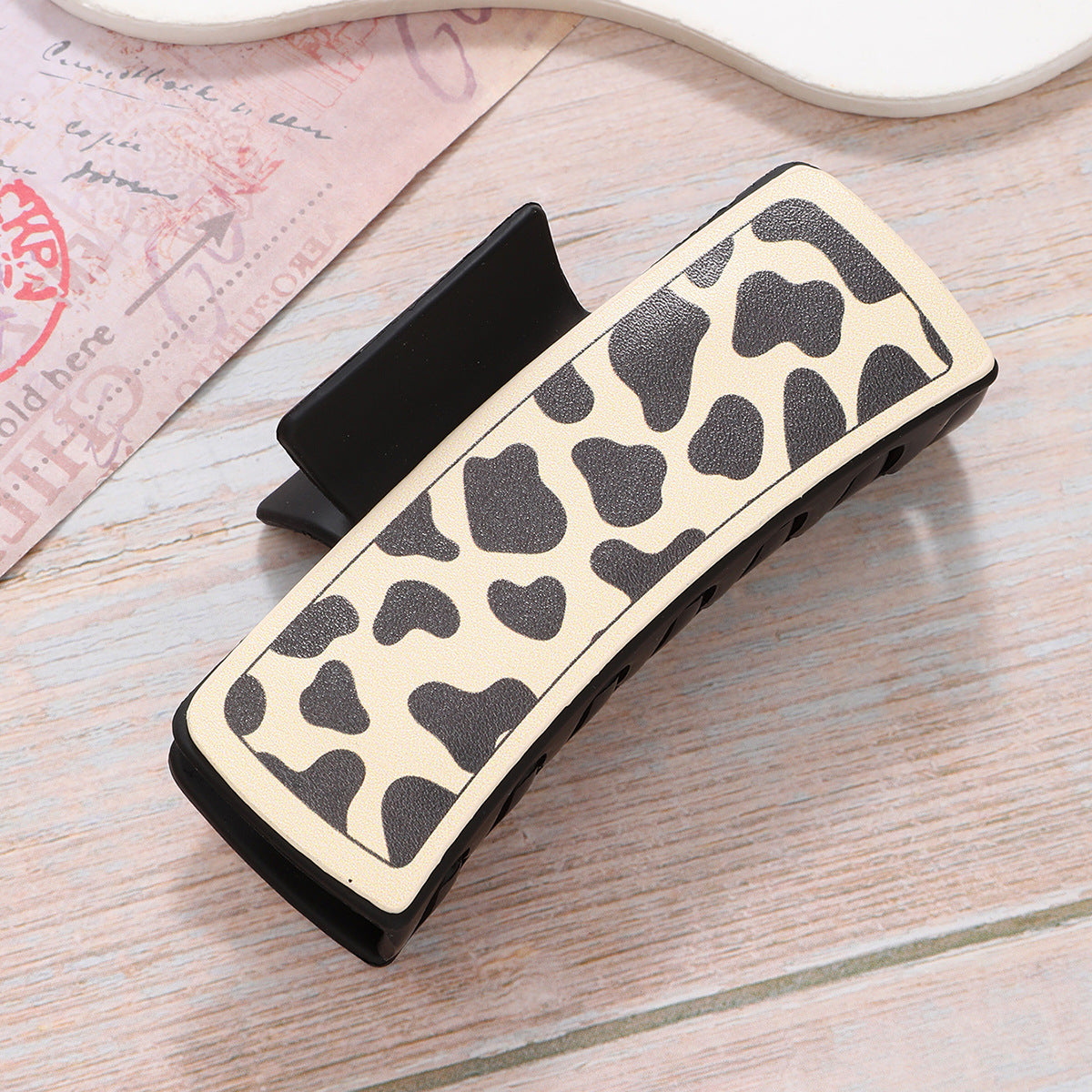Wholesale Retro Cow Pattern Western Style Aztec Sunflower PU Shark Clip Hair Clip
